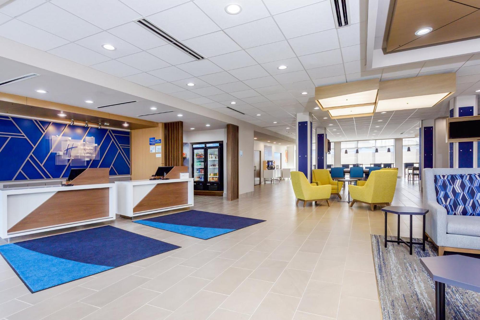 Holiday Inn Express & Suites Tampa Stadium - Airport Area By Ihg Eksteriør billede