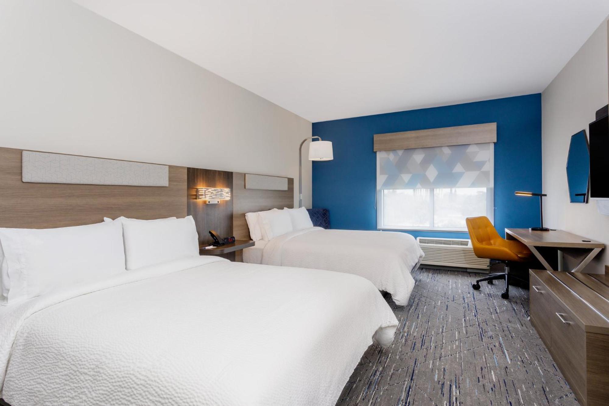 Holiday Inn Express & Suites Tampa Stadium - Airport Area By Ihg Eksteriør billede